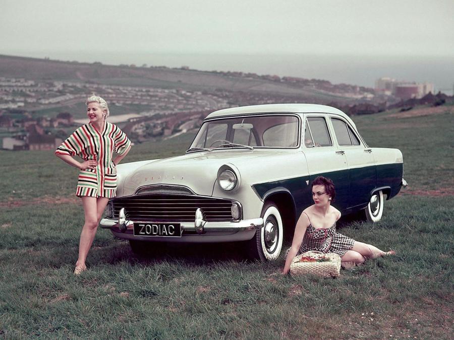  Ford Zodiac Saloon 1956 года  (фото 1 из 4)